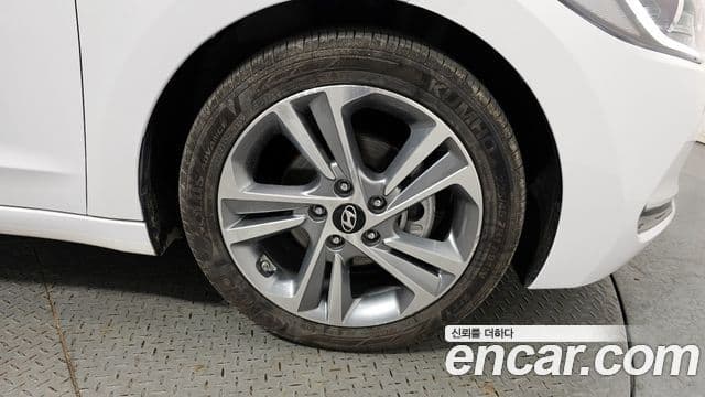 Hyundai Avante AD 1.6 GDI Value Plus, 2018 все фото