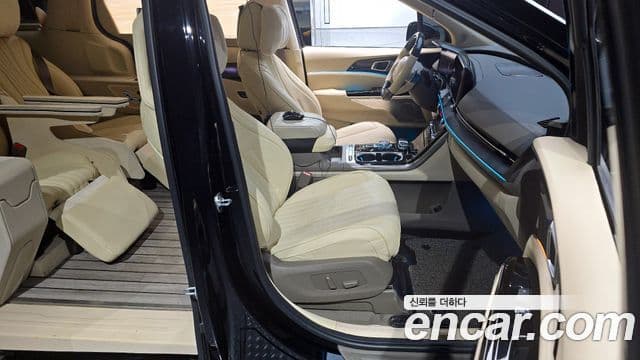Kia Carnival 4세대 бензин 9인승 High Limousine(компания по спецнадстройкам), 2021 11