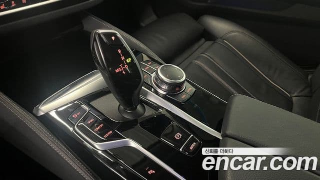 BMW 5시리즈 (G30) Luxury, 2022 9