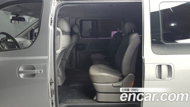 Hyundai Grand Starex CVX Luxury, 2013 12