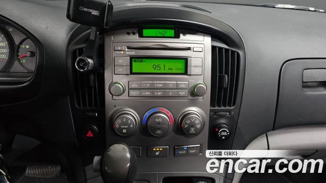 Hyundai Grand Starex CVX Luxury, 2013 14