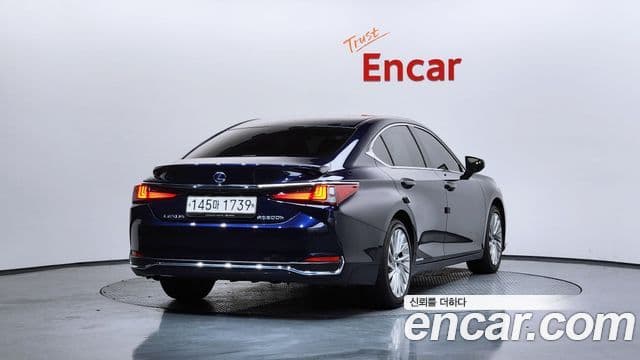 Lexus ES300h 7세대 Executive, 2021 2