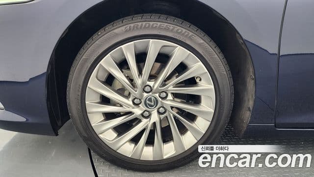 Lexus ES300h 7세대 Executive, 2021 все фото