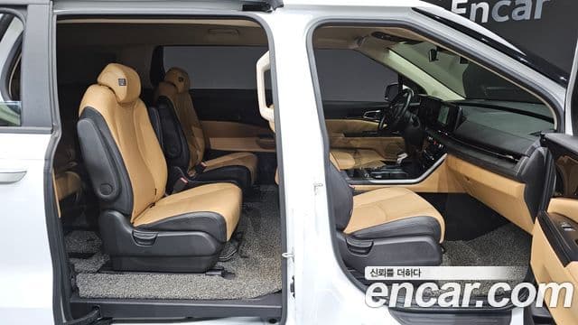 Kia Carnival 4세대 Prestige, 2022 11
