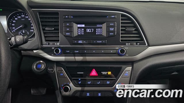 Hyundai Avante AD 1.6 GDI Value Plus, 2017 14