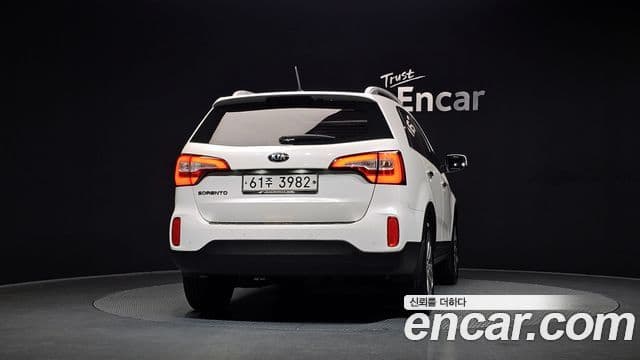Kia New Sorento R Trendy, 2014 4