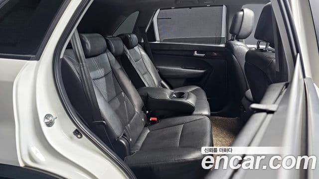 Kia New Sorento R Trendy, 2014 12