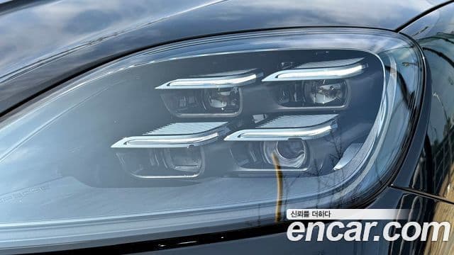 Porsche Cayenne (PO536) 3.0 E-гибрид купе, 2025 все фото