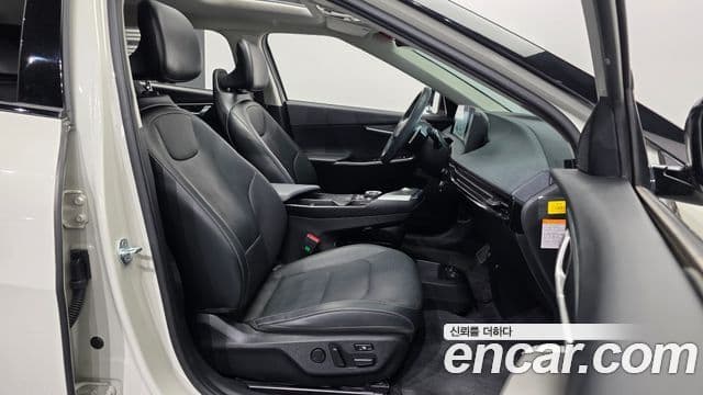 Kia EV6 Air, 2022 11