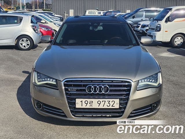 Audi New A8 D4, 2012 1