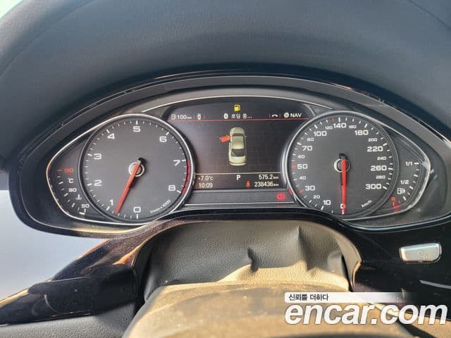 Audi New A8 D4, 2012 12