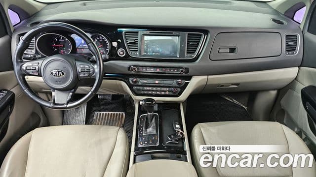 Kia All New Carnival Prestige, 2015 7