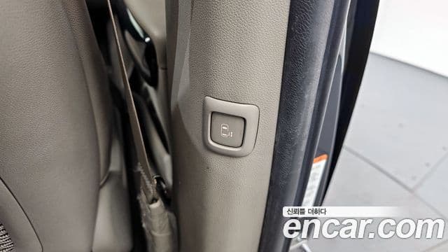 Kia All New Carnival Prestige, 2015 18