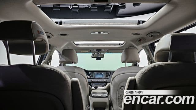 Kia All New Carnival Prestige, 2015 20