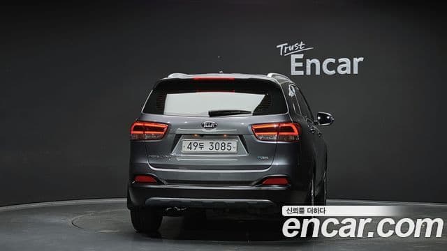 Kia All New Sorento Prestige, 2015 4