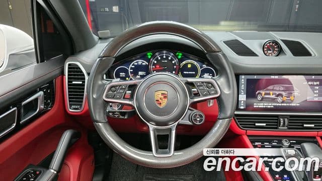 Porsche Cayenne (PO536), 2019 13