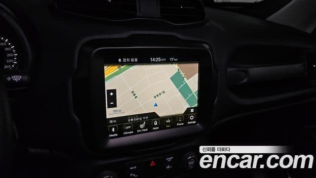 Jeep Renegade 1.3 Limited, 2023 15