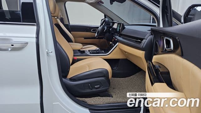 Kia Carnival 4세대 Signature, 2023 11
