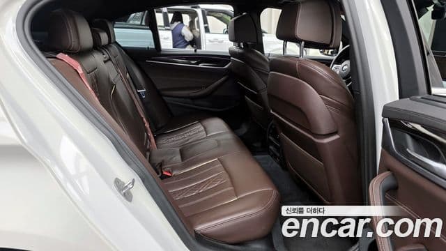 BMW 5시리즈 (G30) 523d M Sport, 2022 12