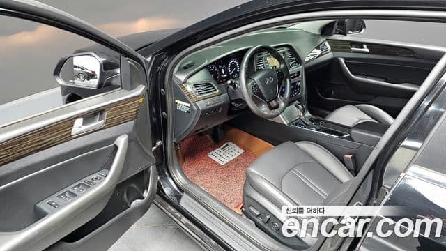 Hyundai LF Sonata 2.0 Smart, 2017 12