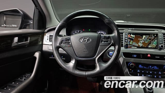 Hyundai LF Sonata 2.0 Smart, 2017 13