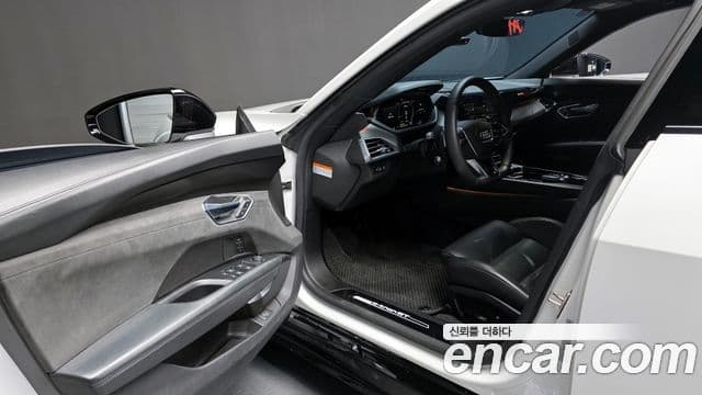 Audi e-Tron GT Premium, 2022 10