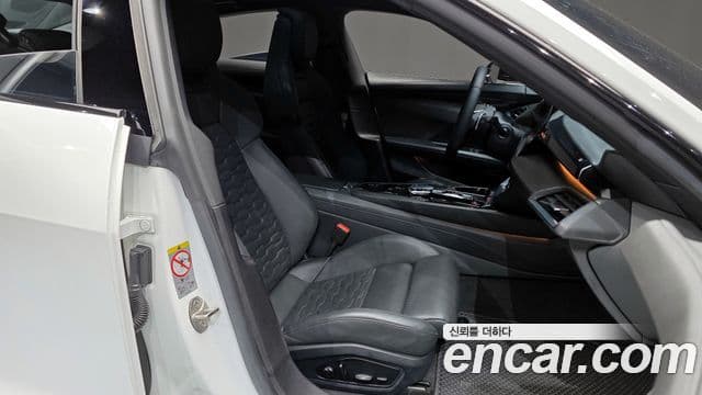 Audi e-Tron GT Premium, 2022 11