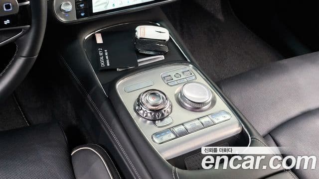 Genesis G90 (RS4) бензин 3.5 турбо AWD, 2022 9