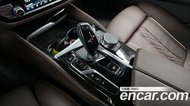 BMW 5시리즈 (G30) 530e M Sport, 2023 9