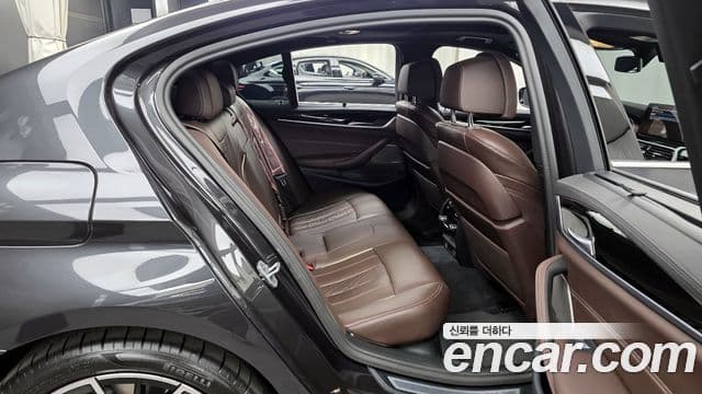 BMW 5시리즈 (G30) 530e M Sport, 2023 12