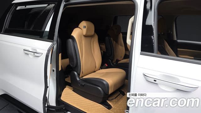 Kia Carnival 4세대 Signature, 2022 12