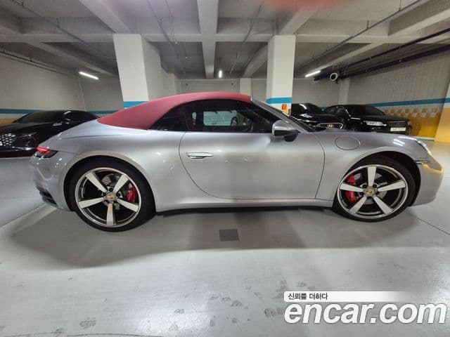 Porsche 911 (992) Carrera 4S кабриолет, 2022 4