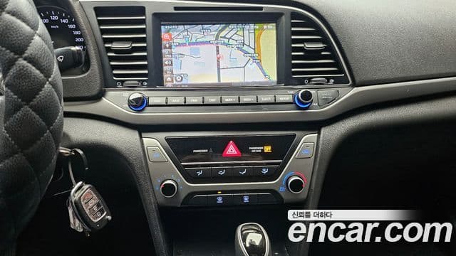 Hyundai Avante AD Style, 2017 16