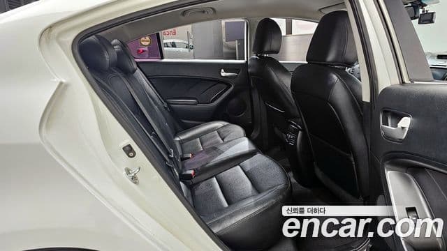 Kia K3 Luxury, 2015 12