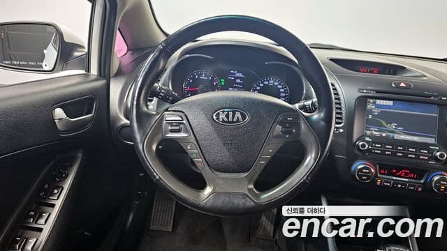 Kia K3 Luxury, 2015 13