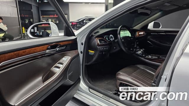 Genesis EQ900 Prestige, 2016 10