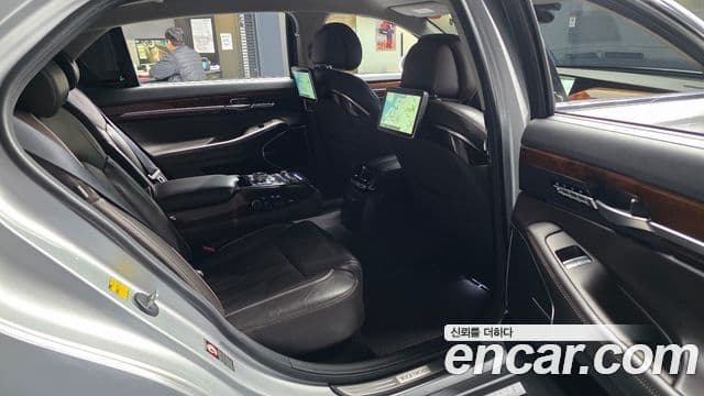 Genesis EQ900 Prestige, 2016 12