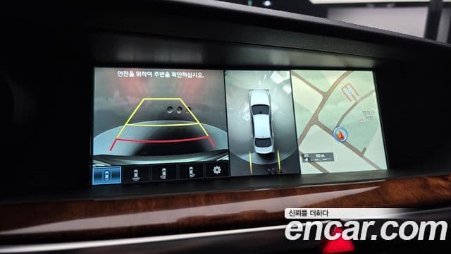 Genesis EQ900 Prestige, 2016 16