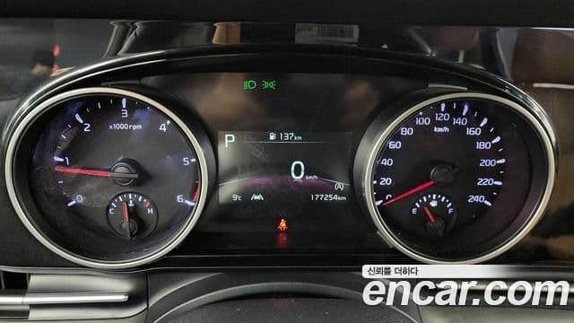 Kia Carnival 4세대 Noblesse, 2021 8