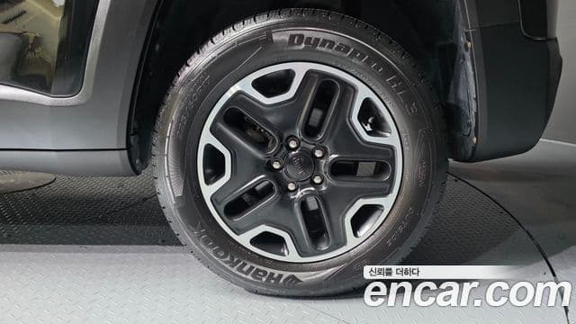 Jeep Renegade 2.0 дизель Trailhawk AWD, 2018 все фото