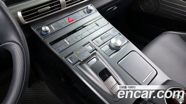 Hyundai NEXO Premium, 2022 9