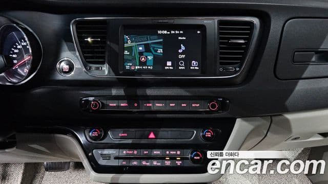 Kia The / новый New Carnival Luxury, 2019 12