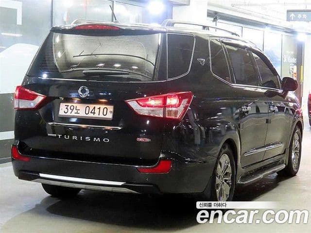 KG모빌리티(SsangYong) Korando 투리스모 4WD RX 9인승, 2016 4