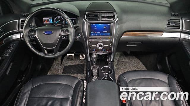 Ford Explorer 5세대, 2017 7