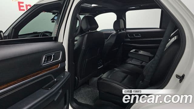 Ford Explorer 5세대, 2017 12