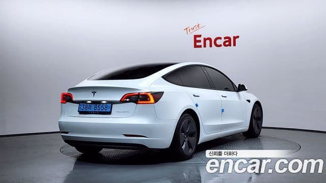 Tesla модель 3 Long Range, 2022 2