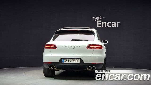 Porsche Macan 95B, 2017 4