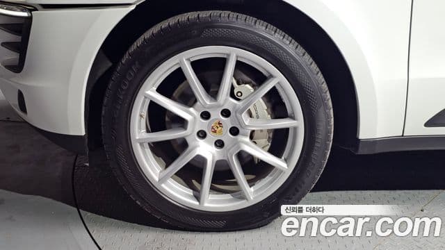 Porsche Macan 95B, 2017 все фото