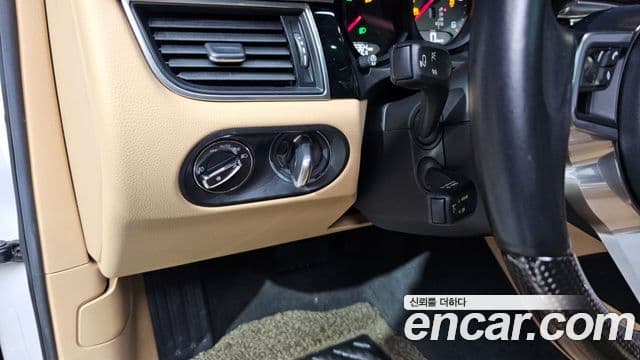 Porsche Macan 95B, 2017 17