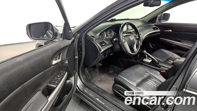 Honda 올뉴어코드 8세대, 2009 11